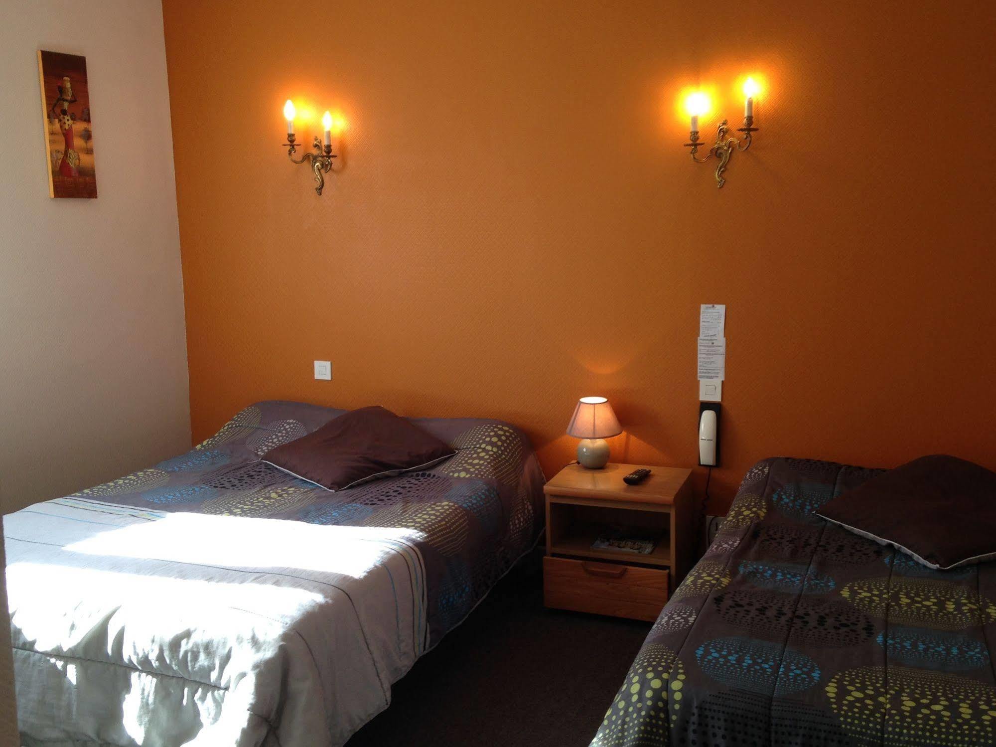 Hotel & Cantine De La Plage Les Sables-dʼOlonne Εξωτερικό φωτογραφία